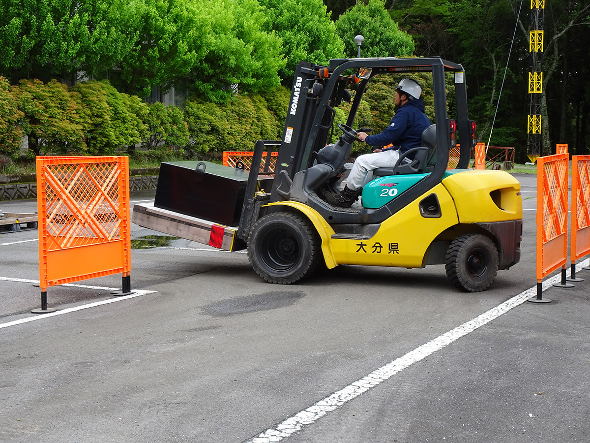 フォークリフト運転技能講習